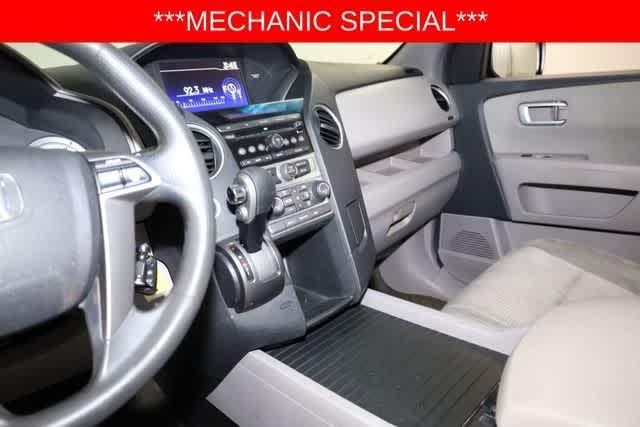 used 2014 Honda Pilot car, priced at $4,999