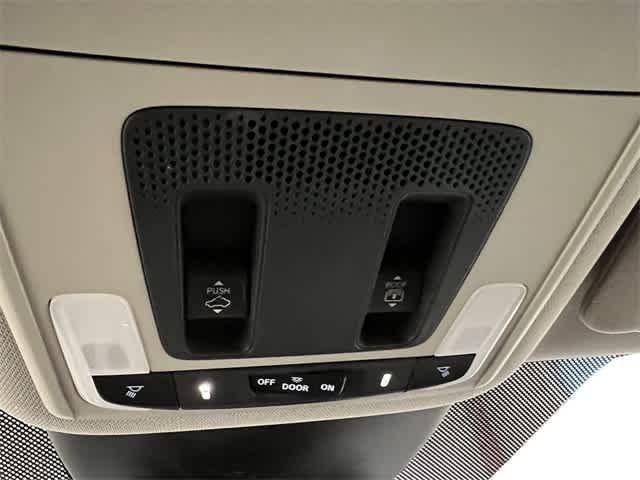 new 2025 Honda Pilot car, priced at $52,280