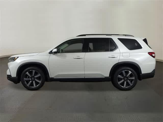 new 2025 Honda Pilot car, priced at $52,280