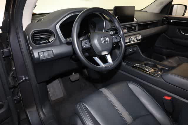 used 2023 Honda Pilot car, priced at $35,489