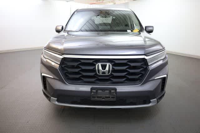 used 2023 Honda Pilot car, priced at $35,489
