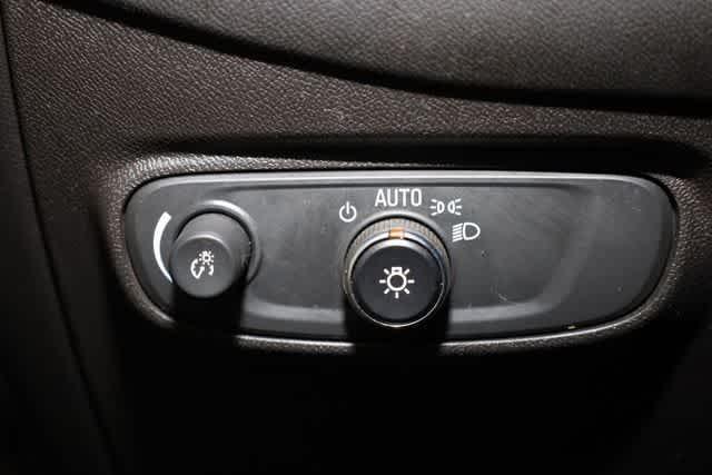 used 2021 Chevrolet Equinox car, priced at $15,859