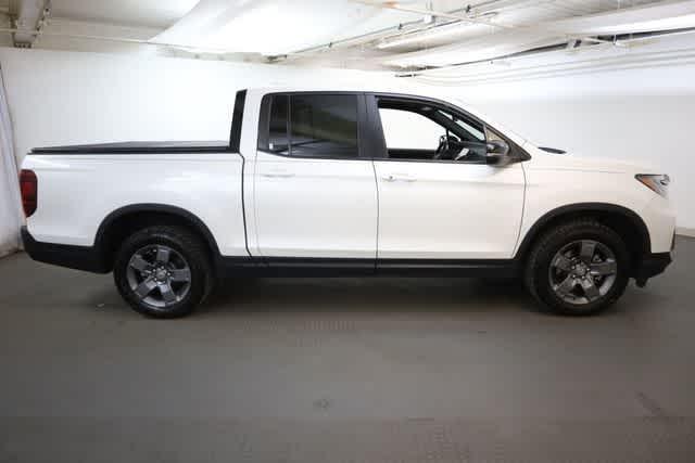 used 2024 Honda Ridgeline car, priced at $31,895