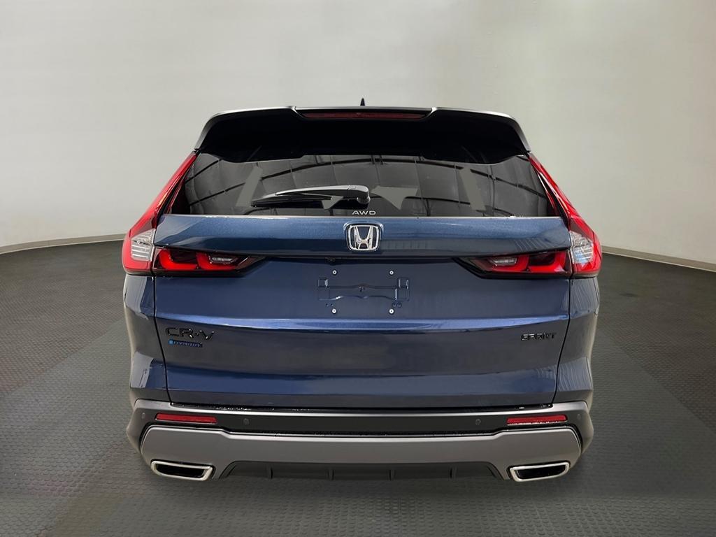 new 2026 Honda CR-V Hybrid car, priced at $41,675