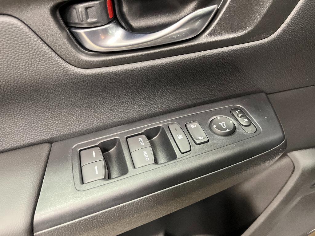 new 2026 Honda CR-V Hybrid car, priced at $38,580