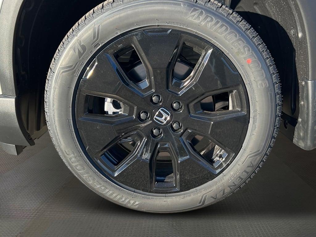 new 2026 Honda Pilot car, priced at $56,945