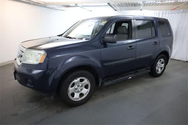 used 2011 Honda Pilot car, priced at $10,490