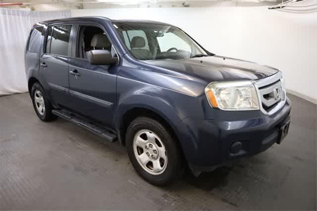 used 2011 Honda Pilot car, priced at $10,490