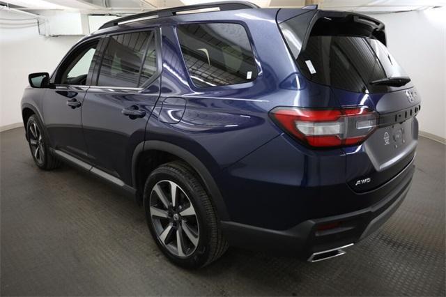 used 2023 Honda Pilot car, priced at $37,886