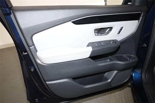 used 2023 Honda Pilot car, priced at $37,886