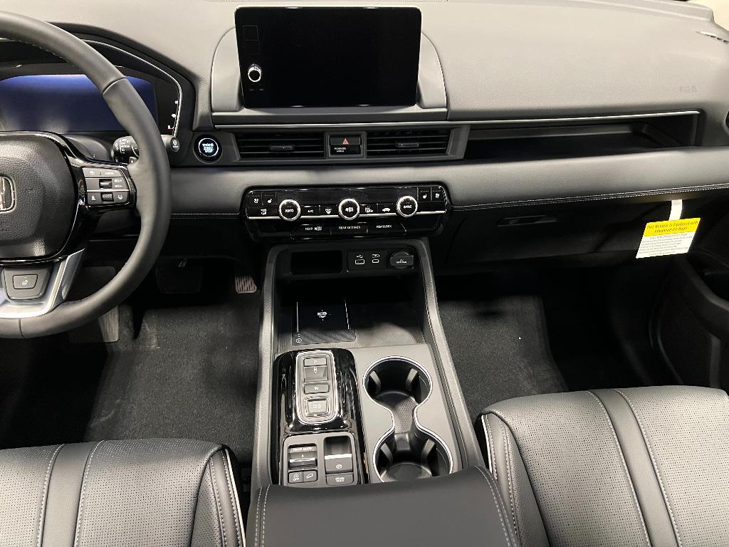 new 2026 Honda Pilot car, priced at $55,445