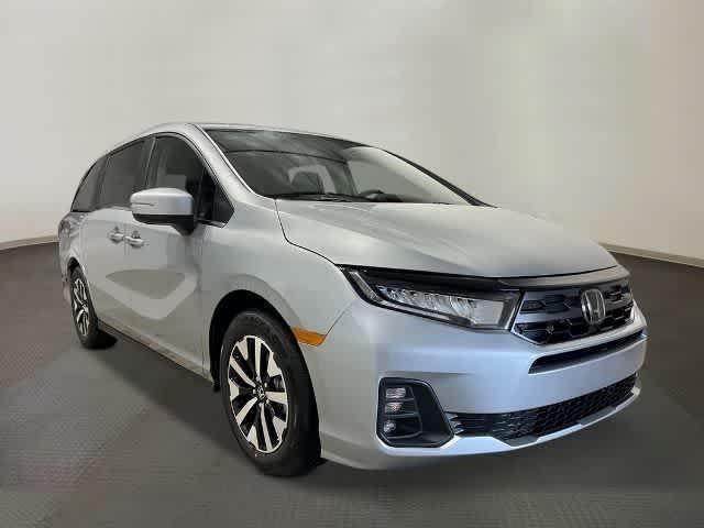 new 2026 Honda Odyssey car, priced at $44,290