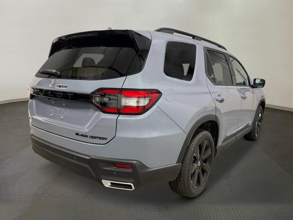 new 2026 Honda Pilot car, priced at $56,945