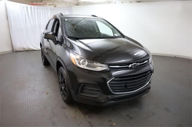 used 2022 Chevrolet Trax car, priced at $12,999
