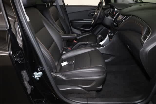 used 2022 Chevrolet Trax car, priced at $12,999