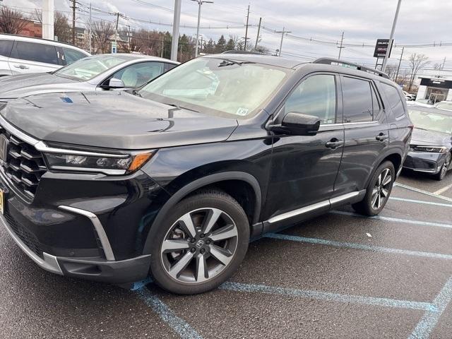 used 2024 Honda Pilot car, priced at $39,310