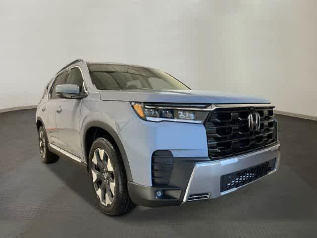 new 2026 Honda Pilot car, priced at $54,244