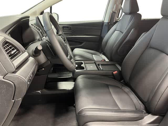 new 2026 Honda Odyssey car, priced at $45,744