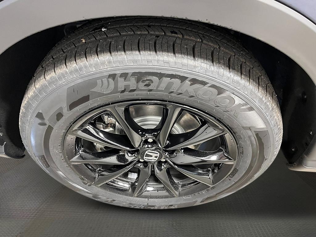 new 2026 Honda CR-V Hybrid car, priced at $38,580