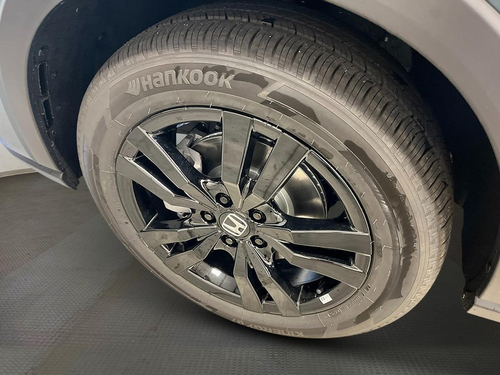 new 2026 Honda HR-V car, priced at $31,705