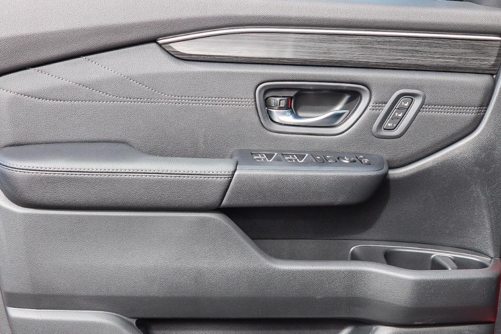 new 2026 Honda Pilot car, priced at $54,245