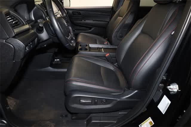 used 2023 Honda Odyssey car, priced at $27,771