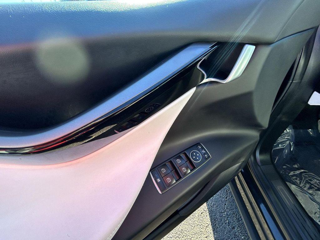 used 2020 Tesla Model X car, priced at $31,000