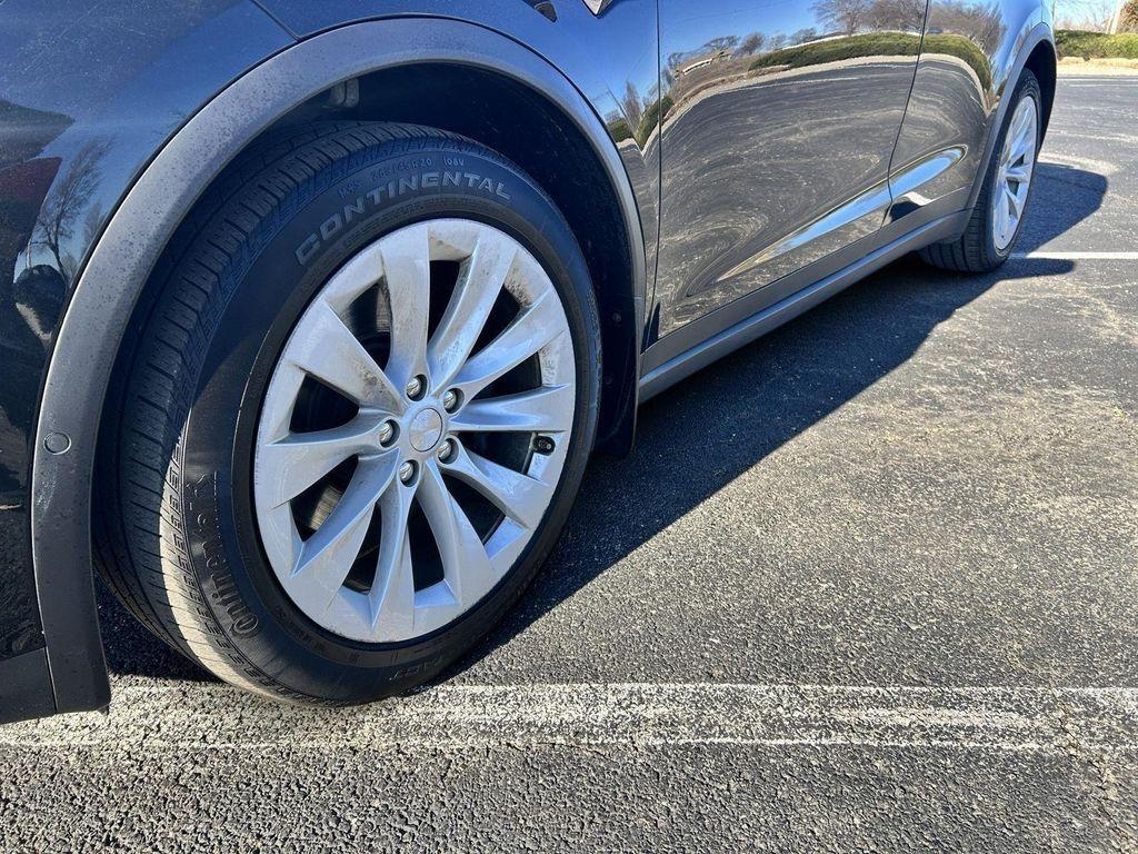 used 2020 Tesla Model X car, priced at $31,000