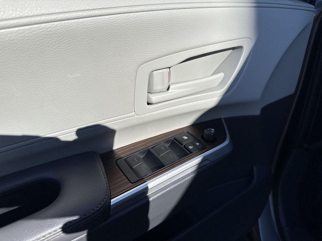 used 2023 Toyota Sienna car, priced at $34,225