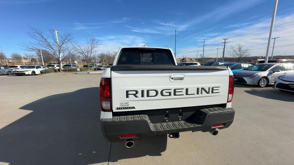 new 2025 Honda Ridgeline car, priced at $41,635