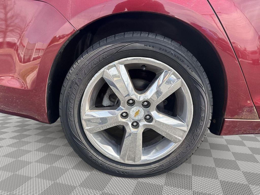 used 2010 Chevrolet Malibu car, priced at $10,000