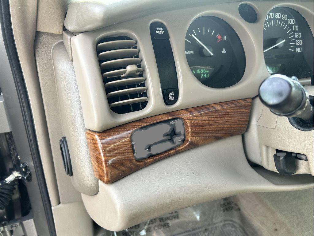 used 2000 Buick LeSabre car, priced at $8,000