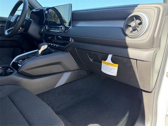 new 2025 Chevrolet Colorado car, priced at $31,996