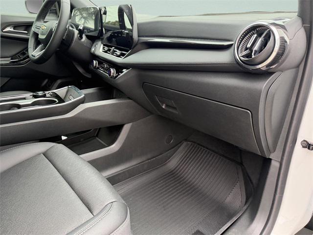 new 2026 Chevrolet Equinox car, priced at $31,424