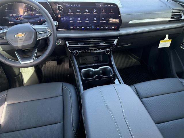 new 2026 Chevrolet Traverse car, priced at $44,835