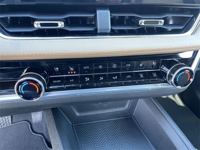 new 2026 Chevrolet Equinox car, priced at $38,610