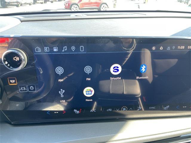 new 2026 Chevrolet Traverse car, priced at $46,125