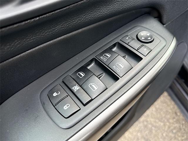 used 2020 Jeep Cherokee car, priced at $16,991