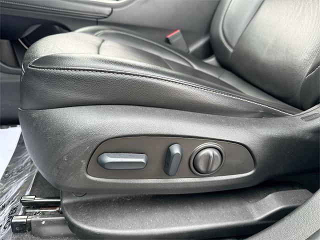 used 2023 GMC Acadia car, priced at $25,980