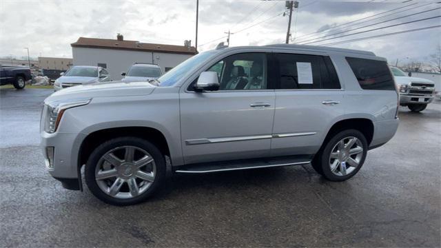 used 2020 Cadillac Escalade car, priced at $38,990