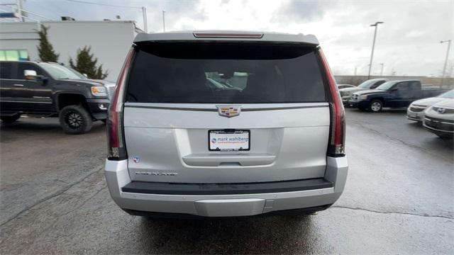 used 2020 Cadillac Escalade car, priced at $38,990