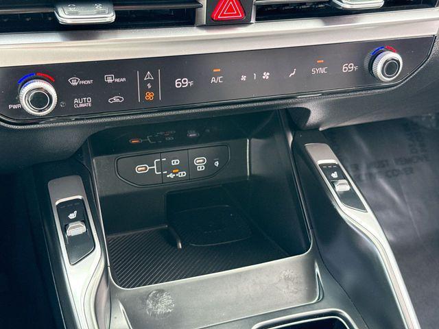 used 2024 Kia Sorento car, priced at $27,990