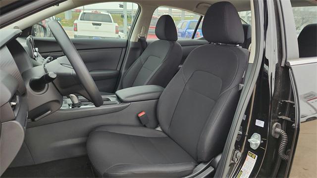 new 2025 Nissan Sentra car, priced at $19,345