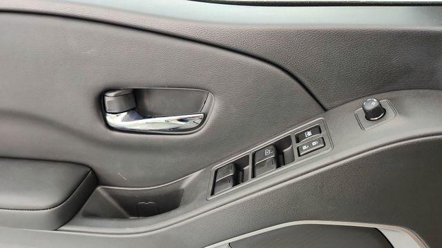 new 2025 Nissan Frontier car, priced at $36,975