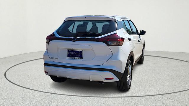 new 2025 Nissan Kicks car, priced at $19,277