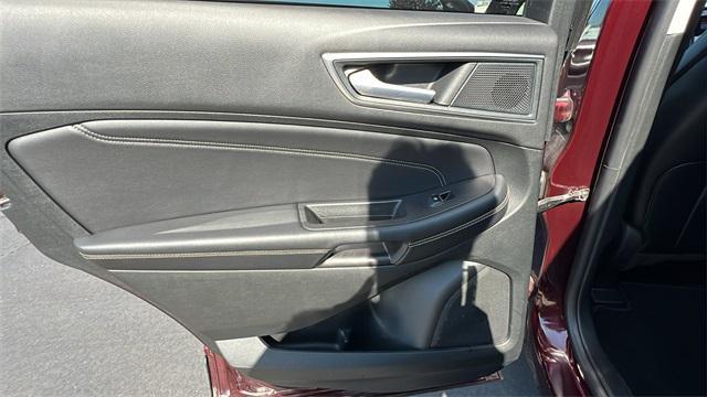 used 2024 Ford Edge car, priced at $29,160