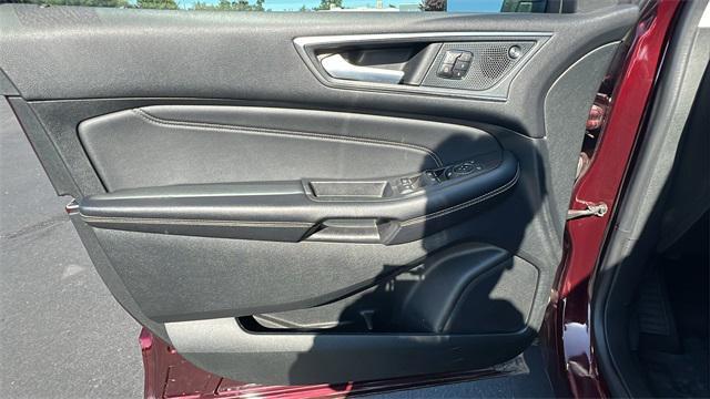 used 2024 Ford Edge car, priced at $29,160