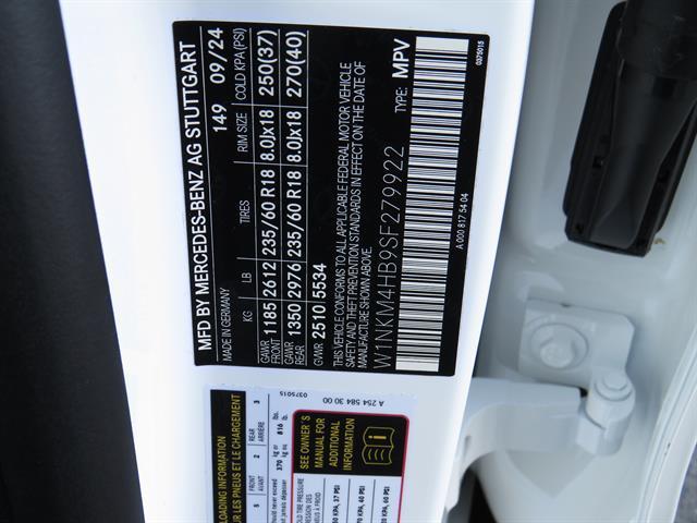 used 2025 Mercedes-Benz GLC 300 car, priced at $42,995