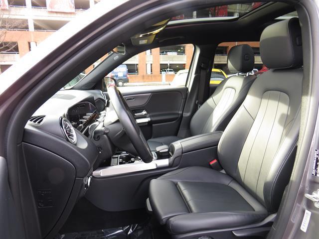 used 2022 Mercedes-Benz GLB 250 car, priced at $33,995