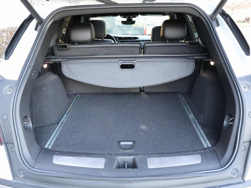 used 2023 Cadillac XT5 car, priced at $33,490